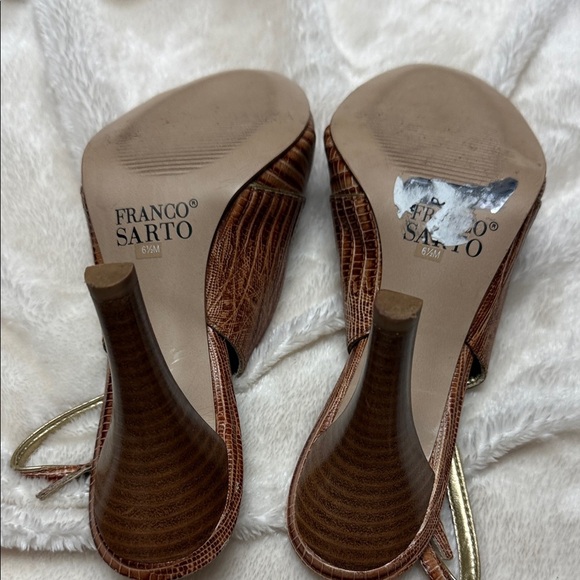 Franco Sarto Textured Brown Slingback Heels - Picture 9 of 12